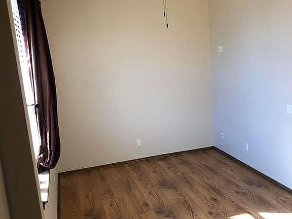 3rd image of 343968 Newport Dr