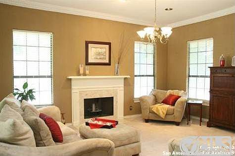 1st image of 403 Country Wood Dr