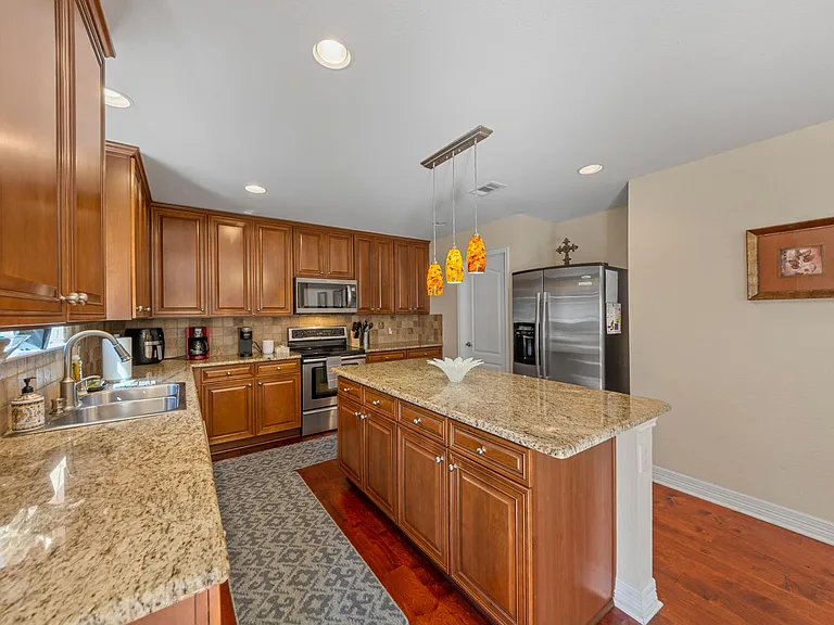 5901 Snow Creek Dr — Photo 7