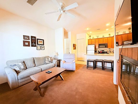 3rd image of 50650 Santa Rosa Plz APT 1