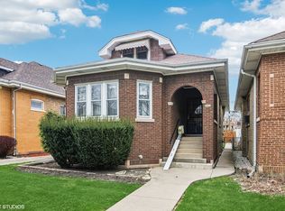 2927 N Lotus Ave, Chicago, IL