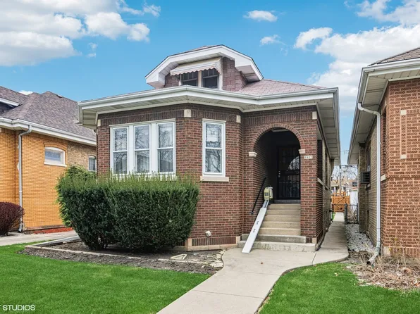 2927 N Lotus Ave, Chicago, IL 60641