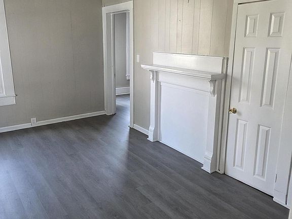 5th image of 109 E Grainger Avenue