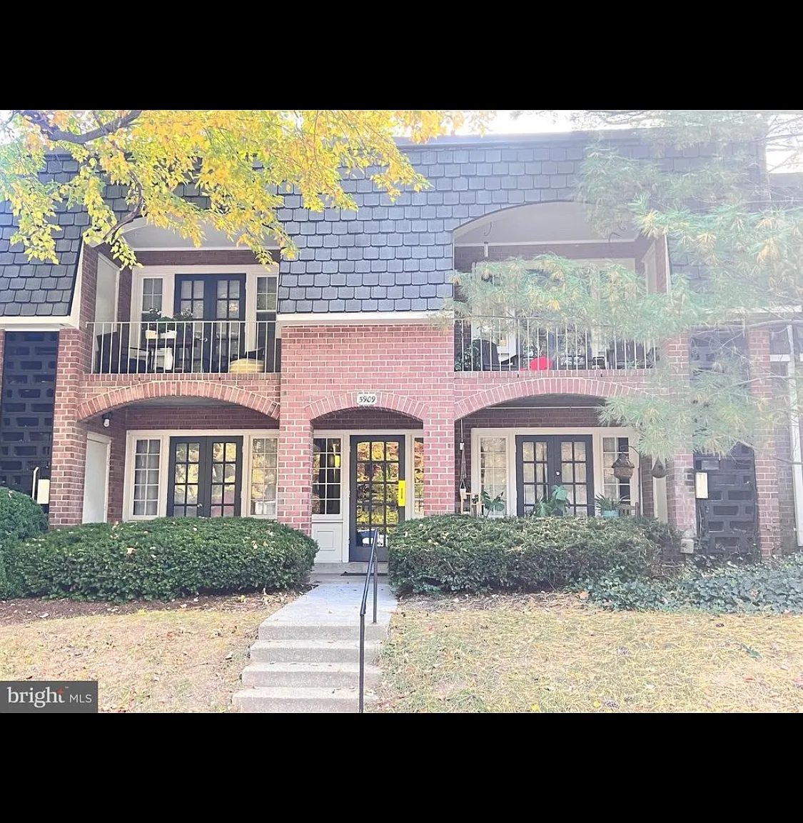 5909 Prince James Dr — Photo 1