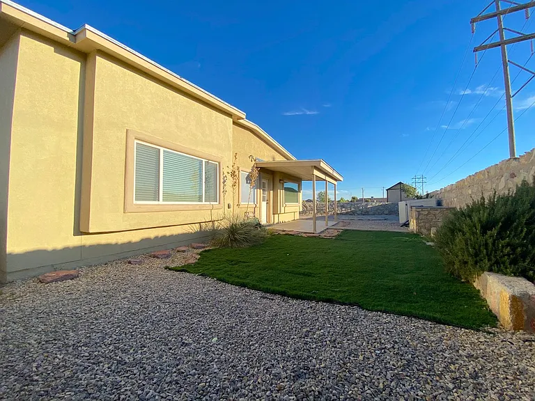 4961 Margarita Talamantes — Photo 22