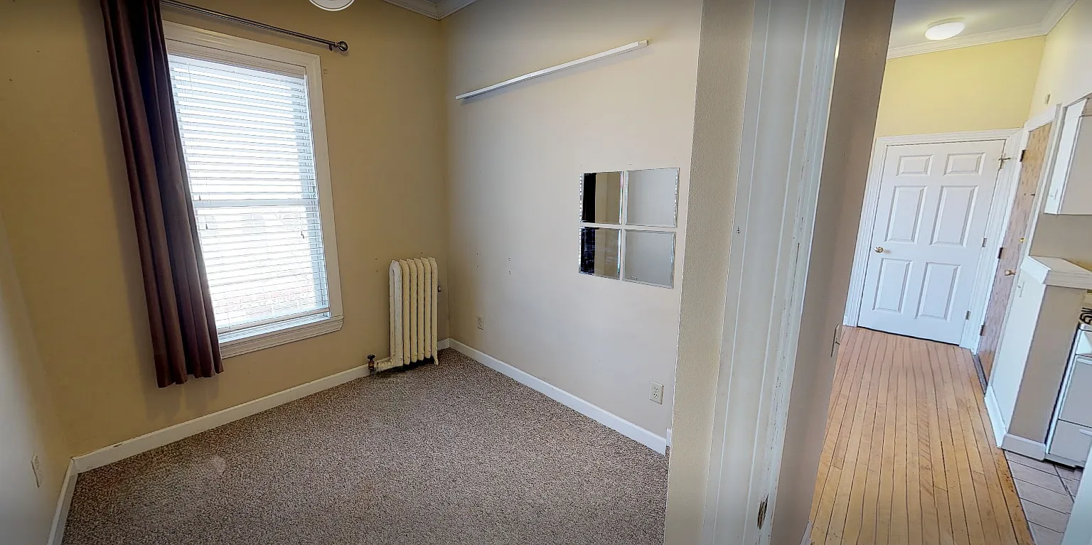 2 bed, $1,600 — Photo 3