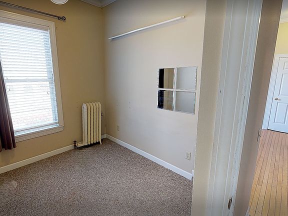 3rd image of 407 State St APT D