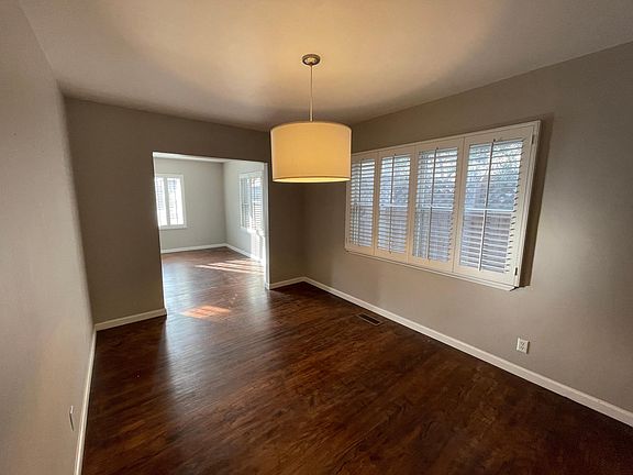 4th image of 32 Pomona Ave