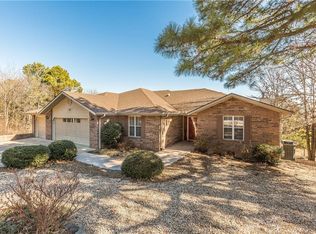 94 McKenzie Dr, Bella Vista, AR 72715