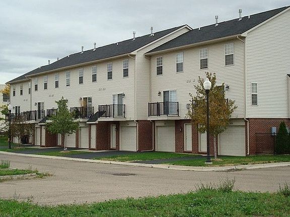 2nd image of 2422 W Lafayette Blvd