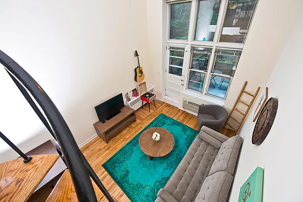 Rented by NOVO | media 74