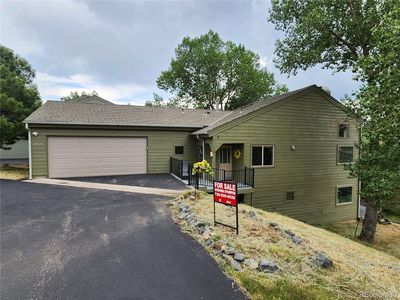 23846 Genesee Village Road, Golden, CO, 80401