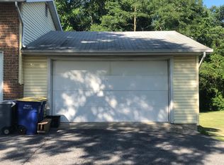 470 Ridge Rd, Lewisberry, PA 17339