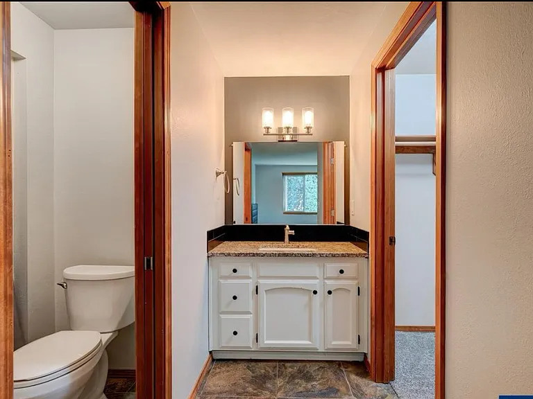 463 Suncrest Ave NW — Photo 27