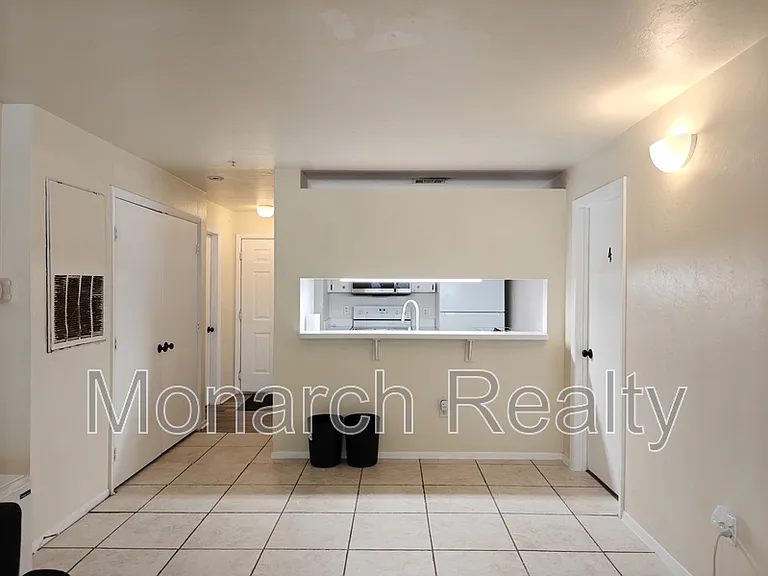 4000 SW 23rd St #5-207 — Photo 8