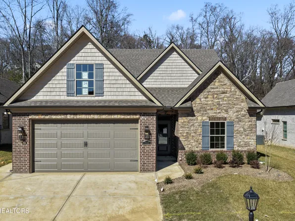 1125 Chardonnay Ln, Knoxville, TN 37932