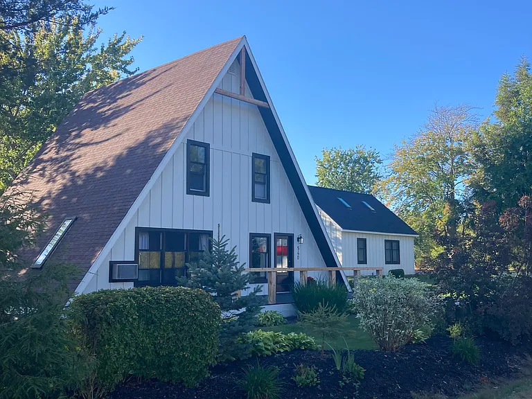 540 East Dr — Photo 41