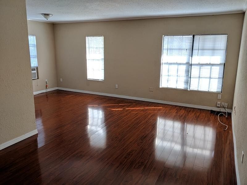 1st image of 110B N Mills Ave #B