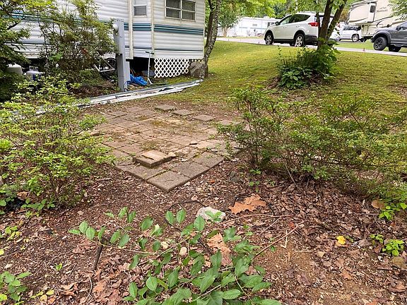 4th image of 4229 E Parkway Lot 139