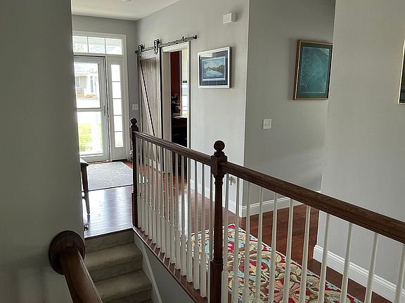 2nd image of 98 Keystone Dr