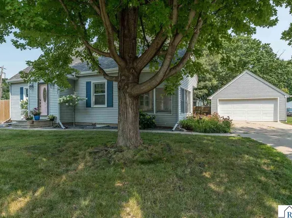 227 Johnson St, Mankato, MN 56001