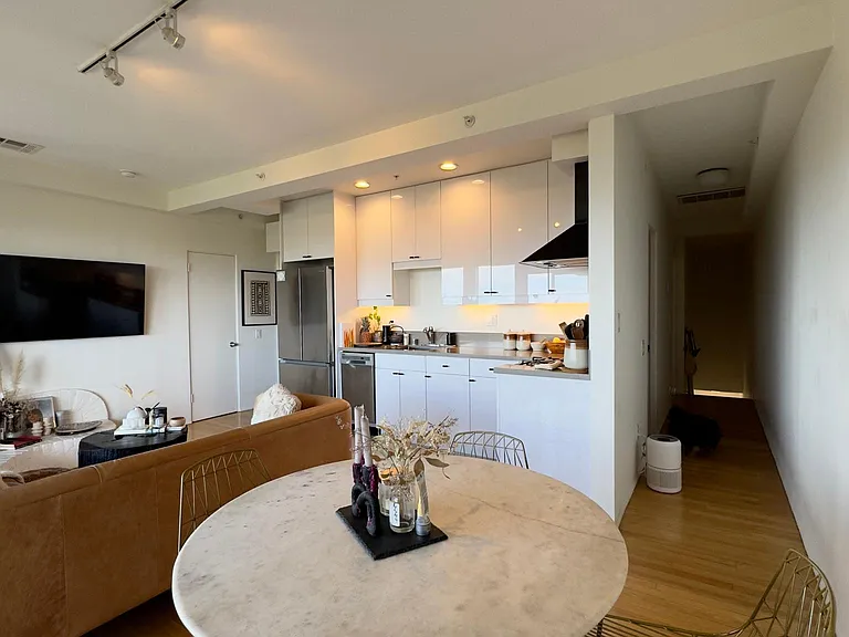 8966 Crescent Dr #8968 — Photo 22