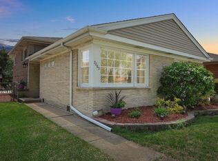 7065 W Madison St, Niles, IL 60714