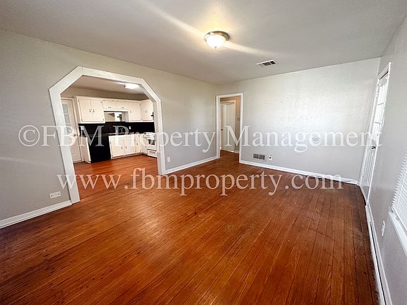 5th image of 103 E Margurite Ln