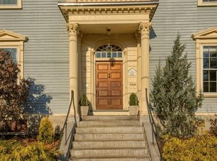 30 Warren St #3, Salem, MA 01970