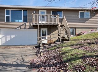 1118 Stuhr Ct, Onalaska, WI 54650