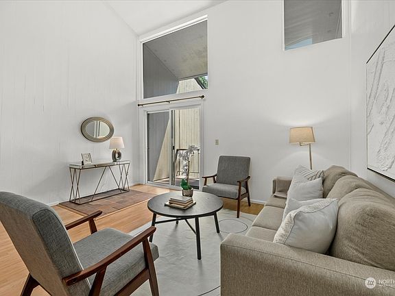 3rd image of 13759 NE 69th Street #666