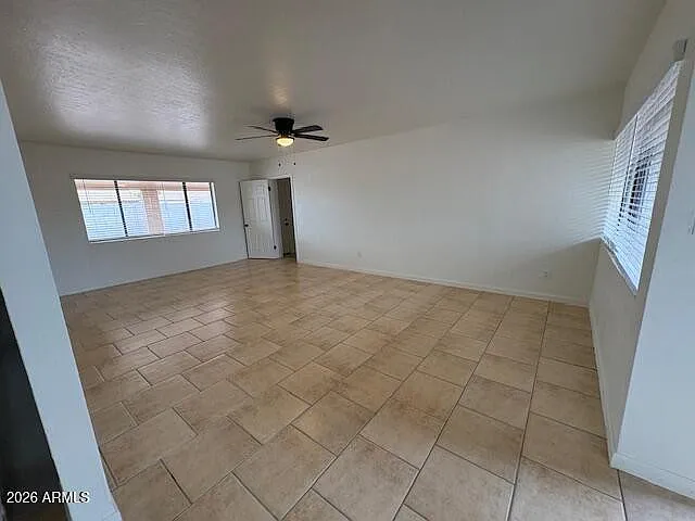 1131 E Trinity Pl — Photo 2