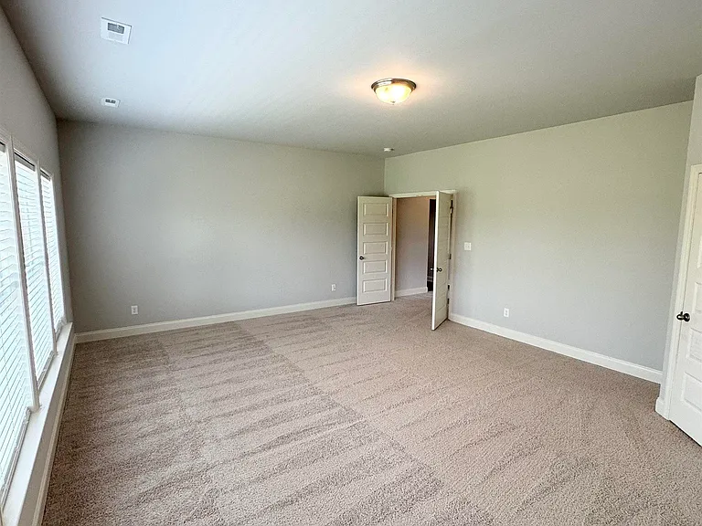 4323 Flint Dr SE — Photo 29