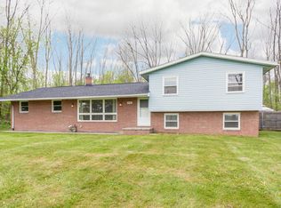 8981 Market Ave N, North Canton, OH 44720