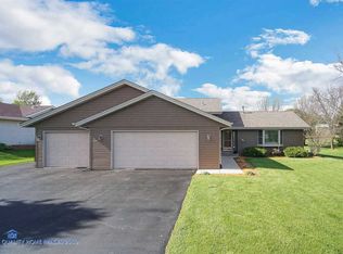 9656 Edgefield, Roscoe, IL 61073