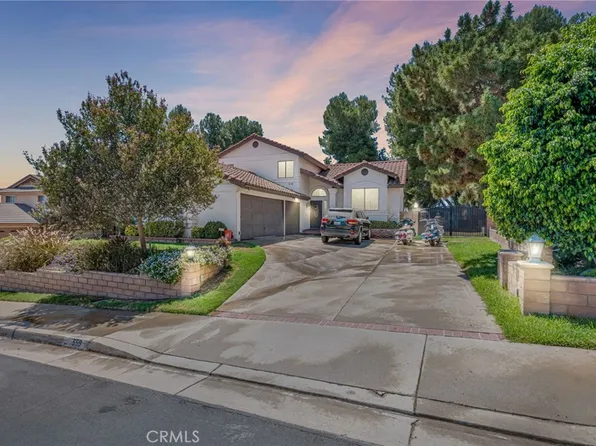 559 Amethyst Ln, Walnut, CA 91789