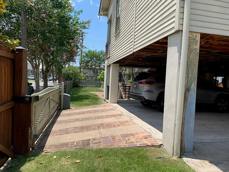 2134 S Salcedo St — Photo 30