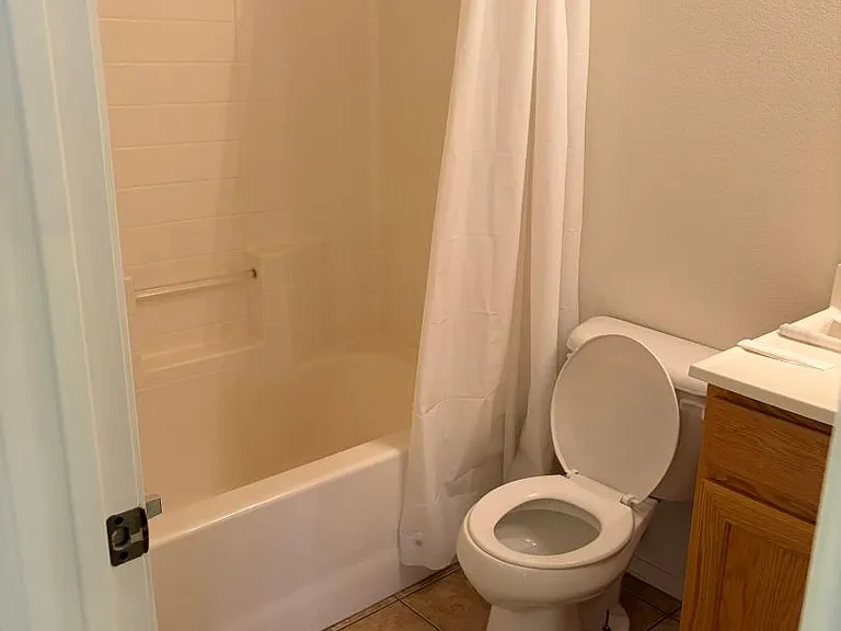 Unit Photo