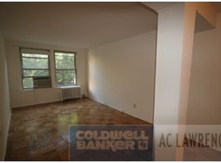 30 Christopher St APT 3J, New York, NY 10014