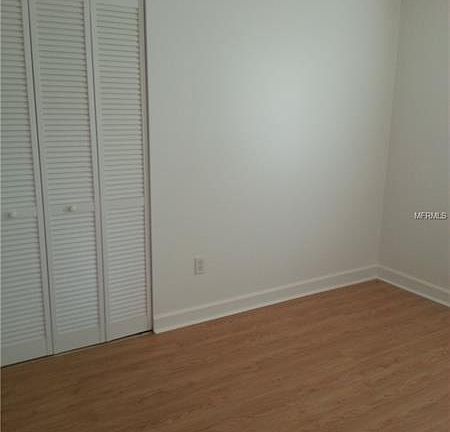 5th image of 3216 W Cherokee Ave