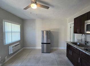 1401 E Carson Ave, Las Vegas, NV 89101