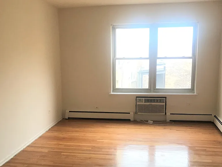 6830 N Sheridan Rd #2253 — Photo 2