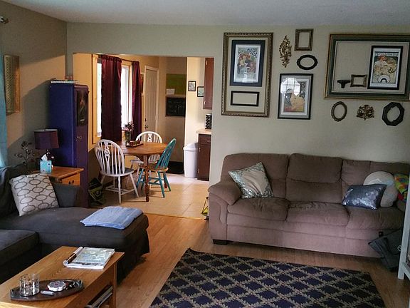 5th image of 2913 Tyler St NE #2913