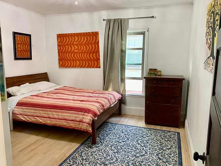 37 Orient St — Photo 8