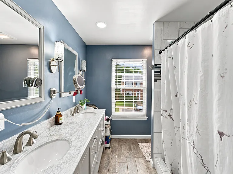 500 Beacon Dr — Photo 20