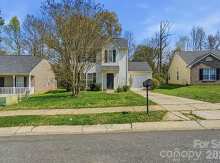 836 Almora Dr, Charlotte, NC 28216