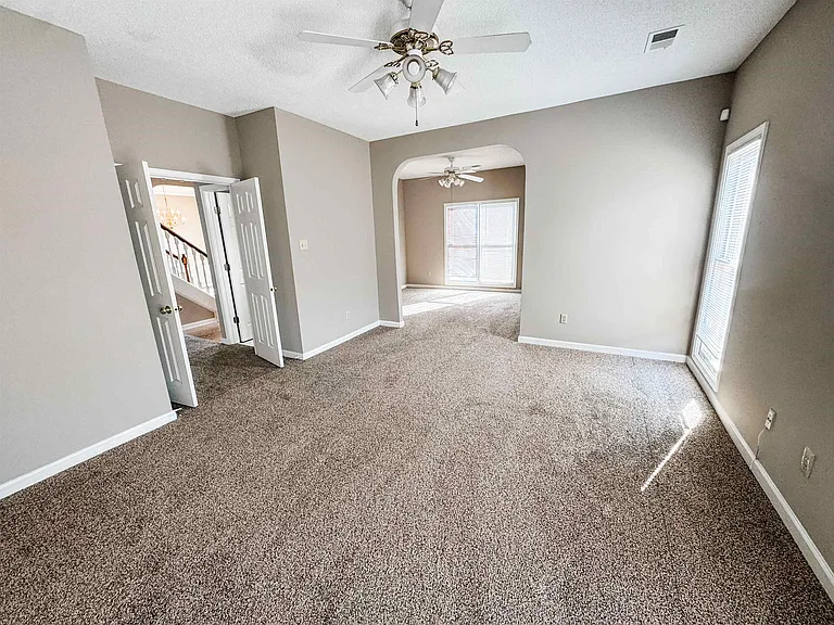 624 Landing Party Ln — Photo 3