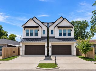 110 E 28th St, Houston, TX 77008