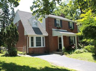 471 Aurania St, Philadelphia, PA 19128