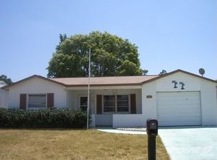 7400 Cay Dr, Port Richey, FL 34668